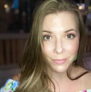 Meet your Posher, Jena